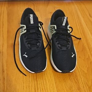 Puma Sneakers